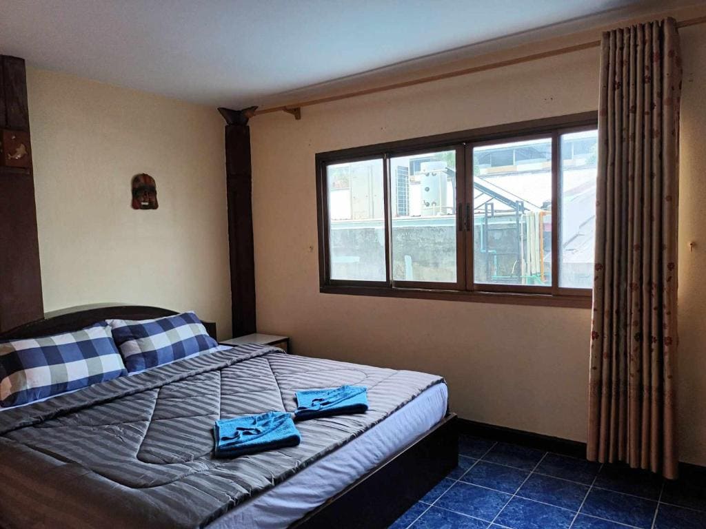 Patong Rose Guest House 50m to Beach - View 3
