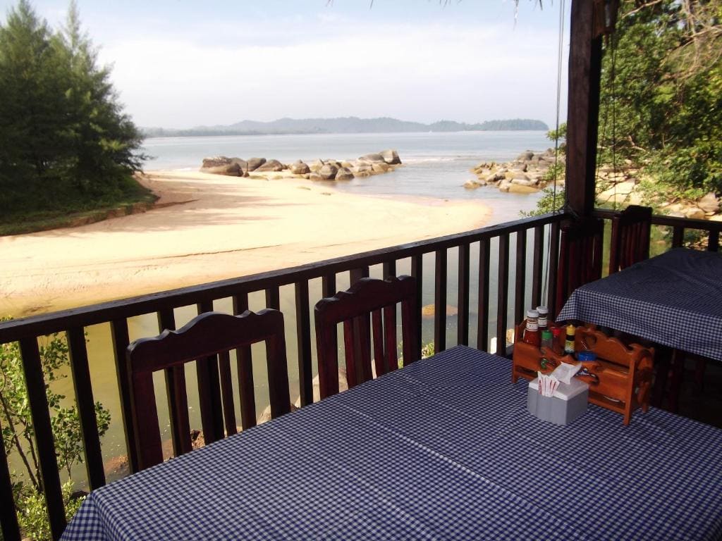 Poseidon Bungalows - View 5