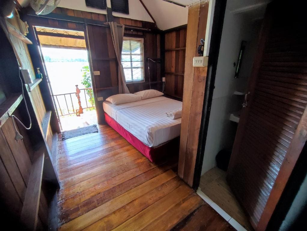 Poseidon Bungalows - View 7