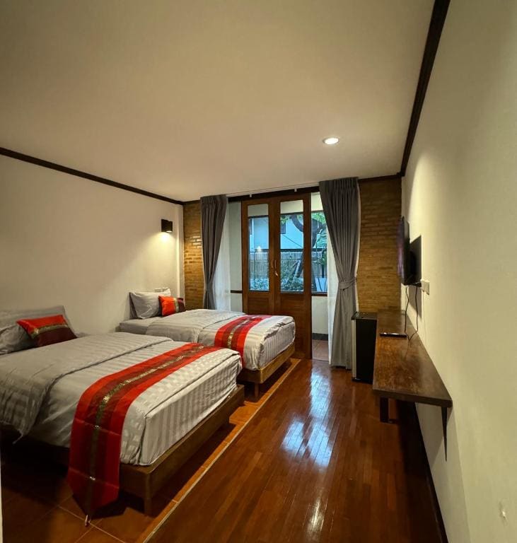 Proud Chiang Mai Poshtel - View 2