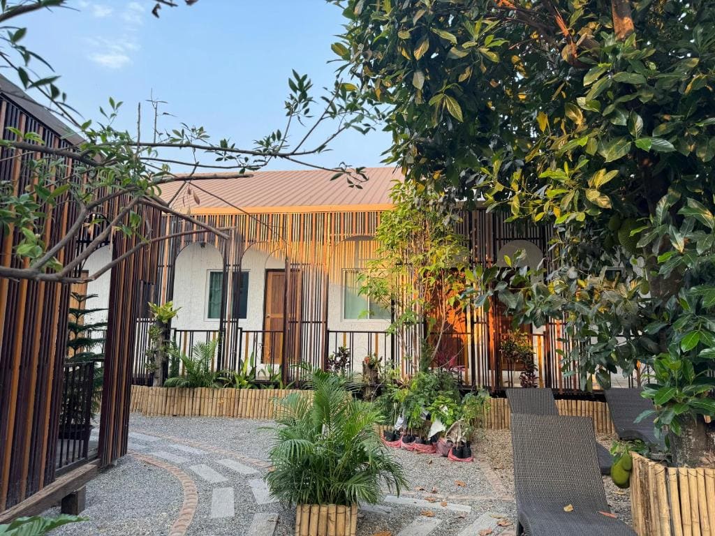 Proud Chiang Mai Poshtel - Main view