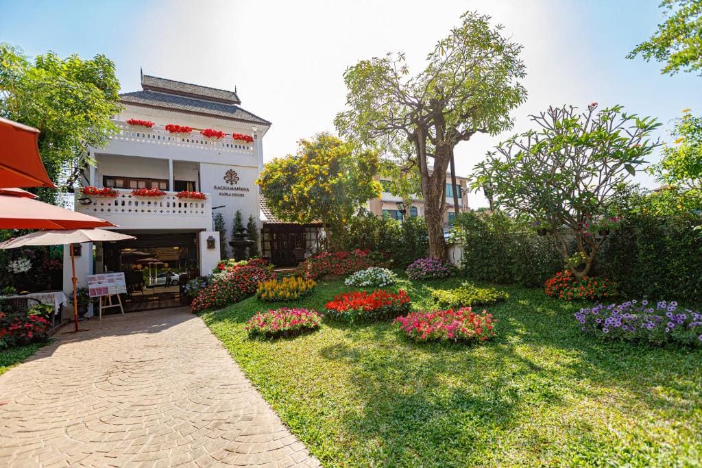 Rachamankha Flora House - Main view