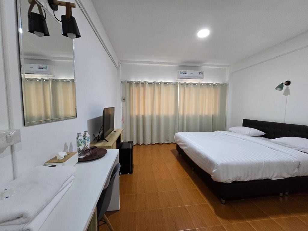 Ratanasiri Hotel - View 6