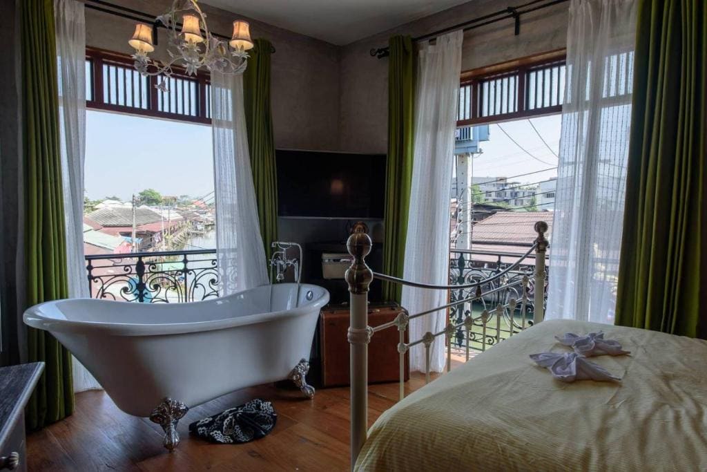 RoomQuest Rimrabeang at Amphawa - View 7
