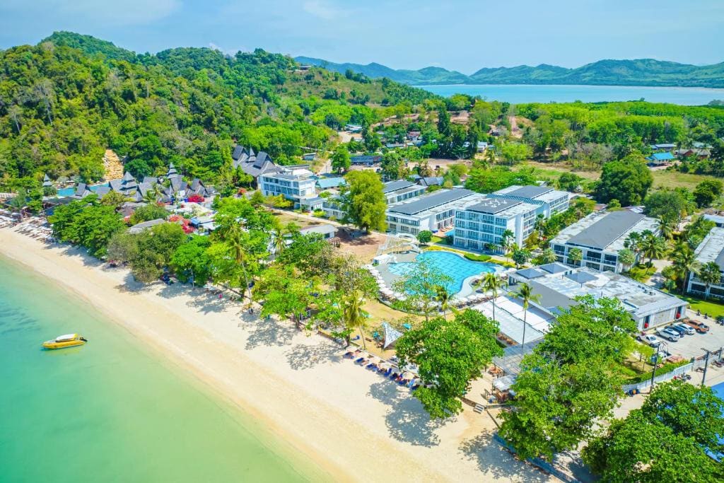 Royal Yao Yai Island Beach Resort - Main view