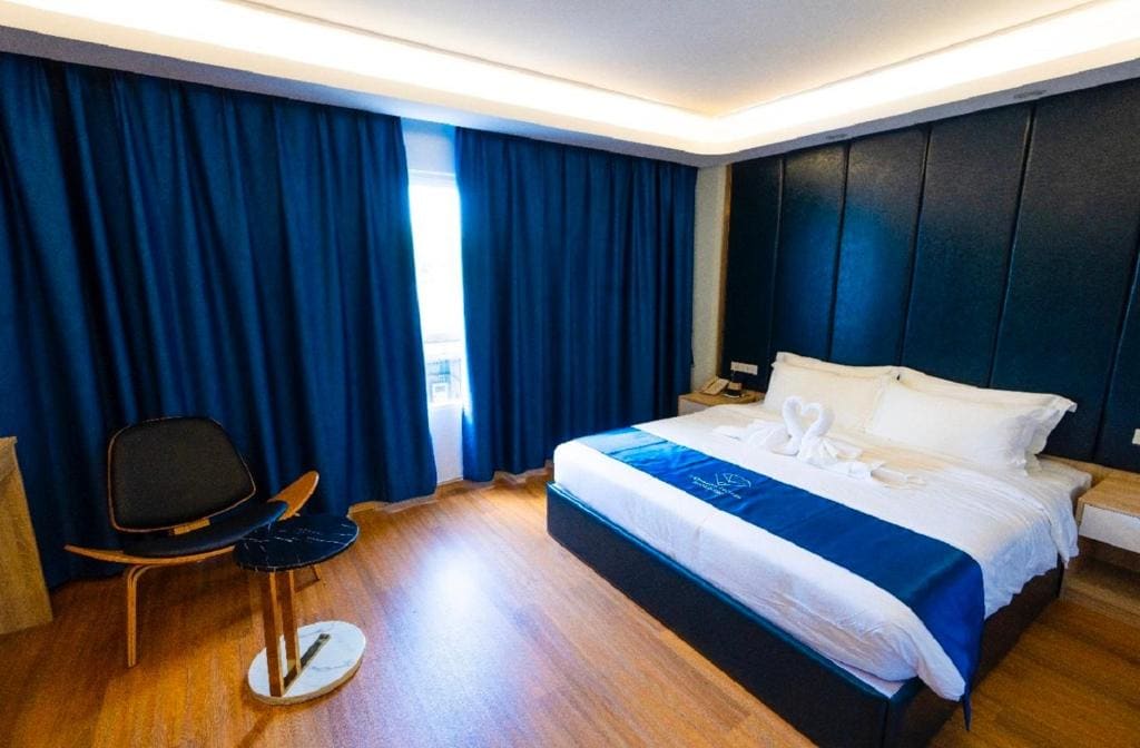 Sapphire Hotel Silom Bangkok - View 2