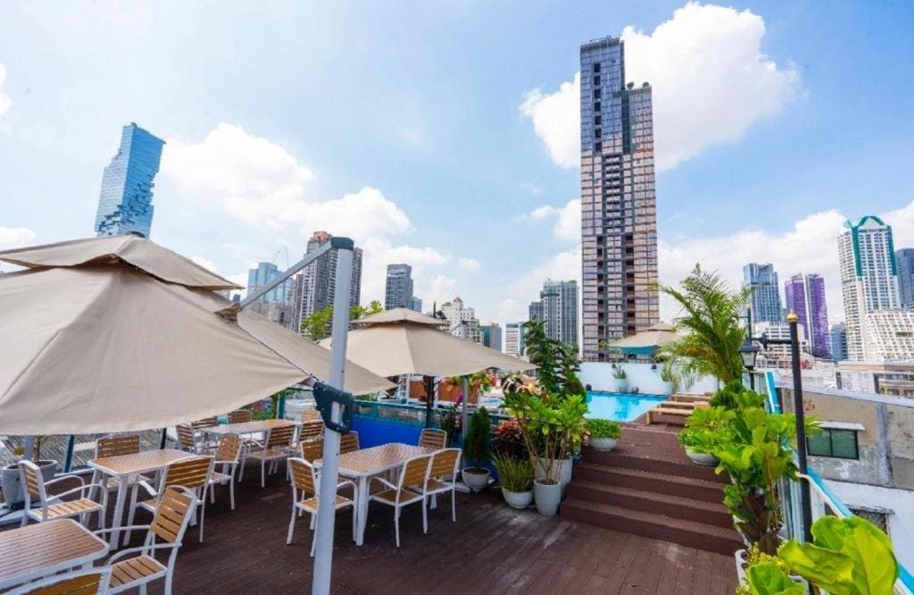 Sapphire Hotel Silom Bangkok - View 3