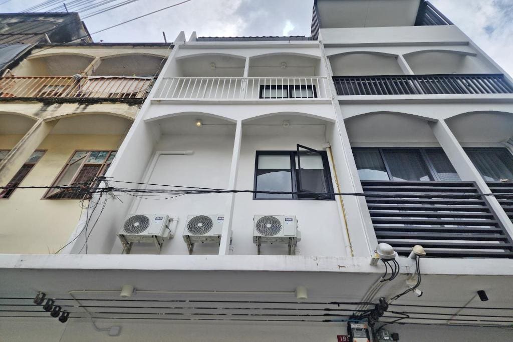 Shade House Bangkok Oldtown - View 4