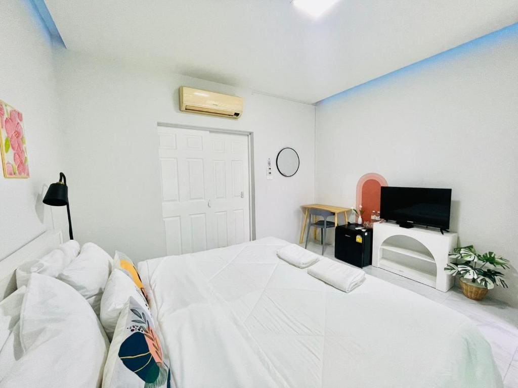 Sky View Home and Hostel Chiangmai - View 3