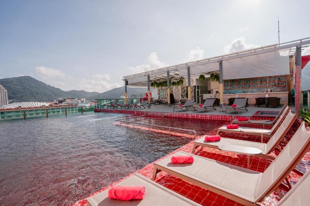 SLEEP WITH ME HOTEL design hotel @ patong - View 6