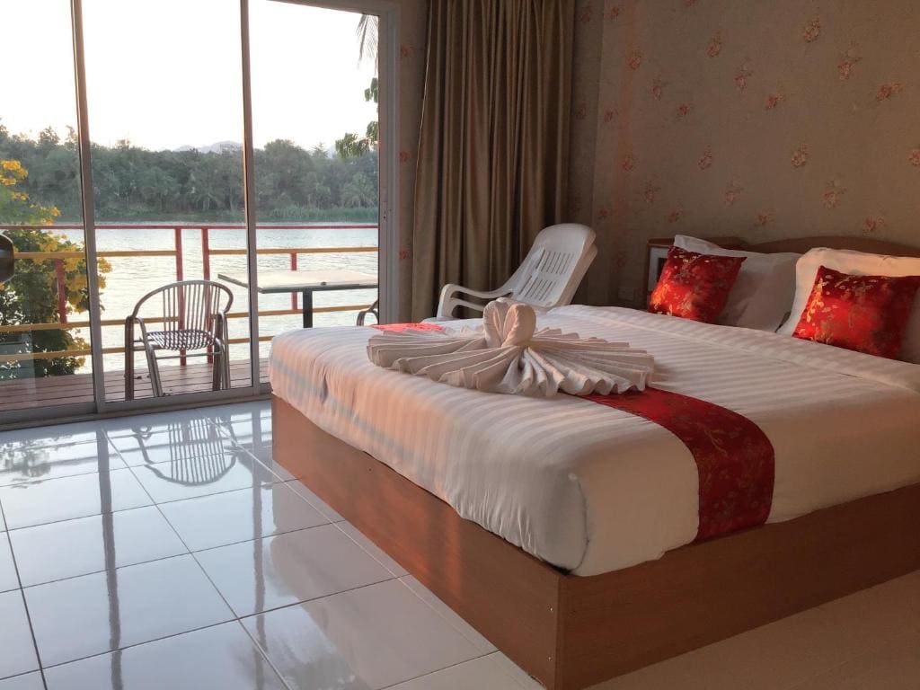 Golden Dragon Kanchanaburi - View 6