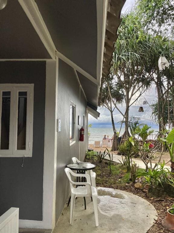 New Harrys Sunset Resort - Klong Nin Beach - View 5