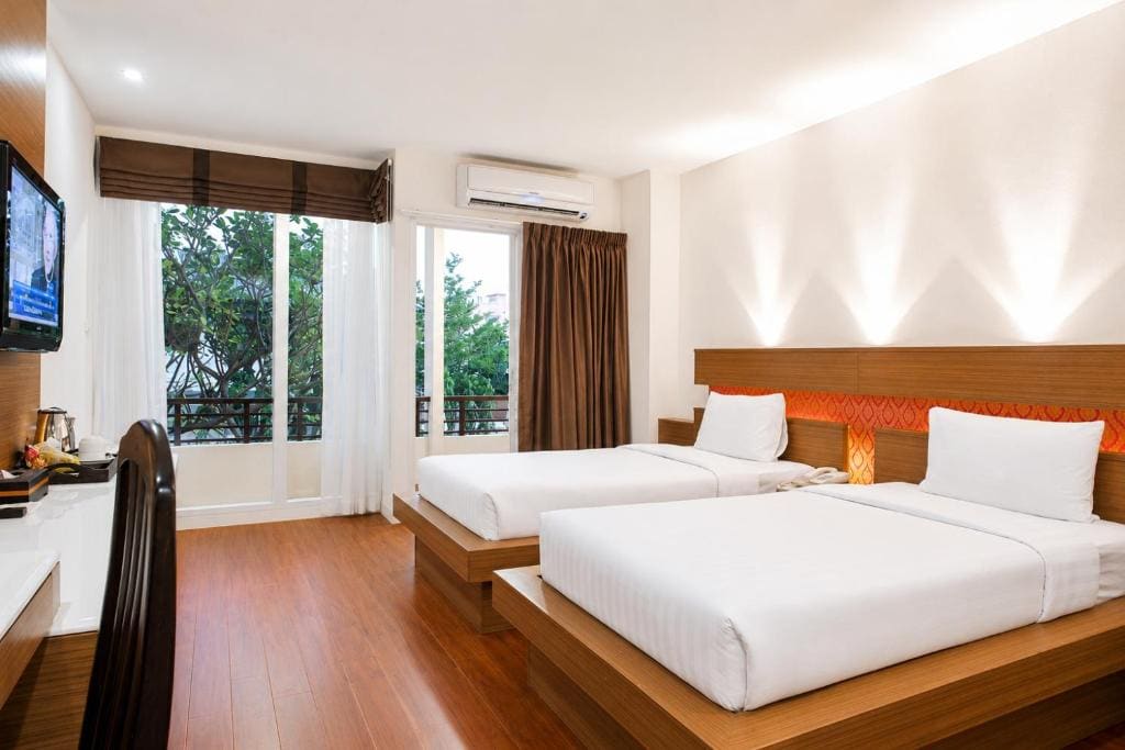 Suvarnabhumi Suite Hotel - View 2