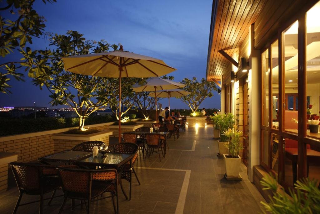 Suvarnabhumi Suite Hotel - View 5