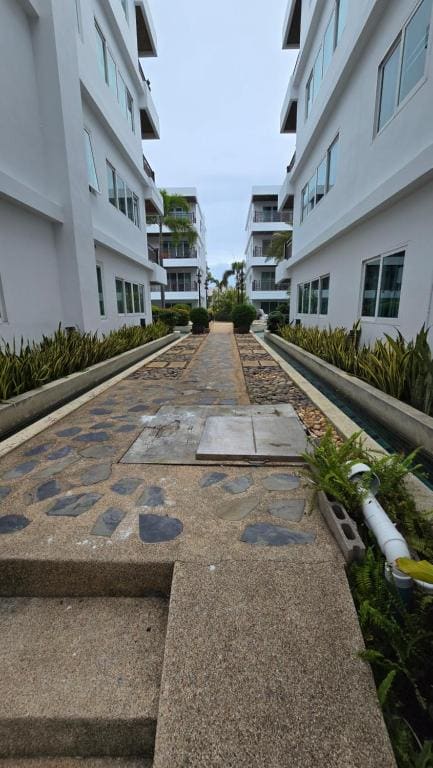 The Beach Palace - View 7