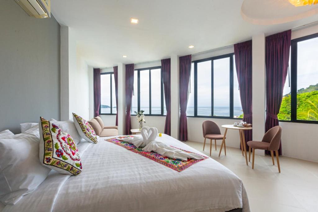 Rossarin Sea View Patong - View 2