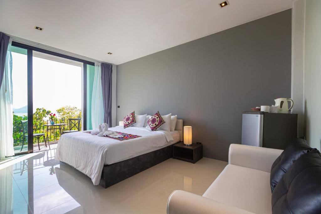 Rossarin Sea View Patong - View 6