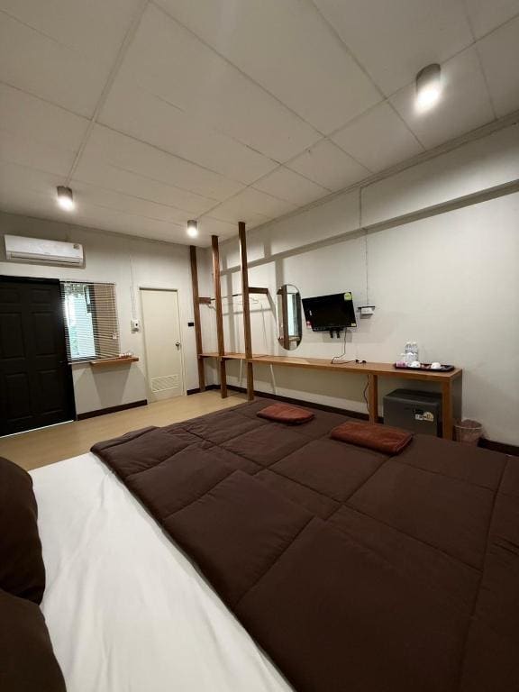 theriverhouse - View 2