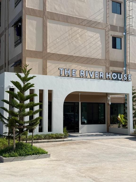 theriverhouse - Main view