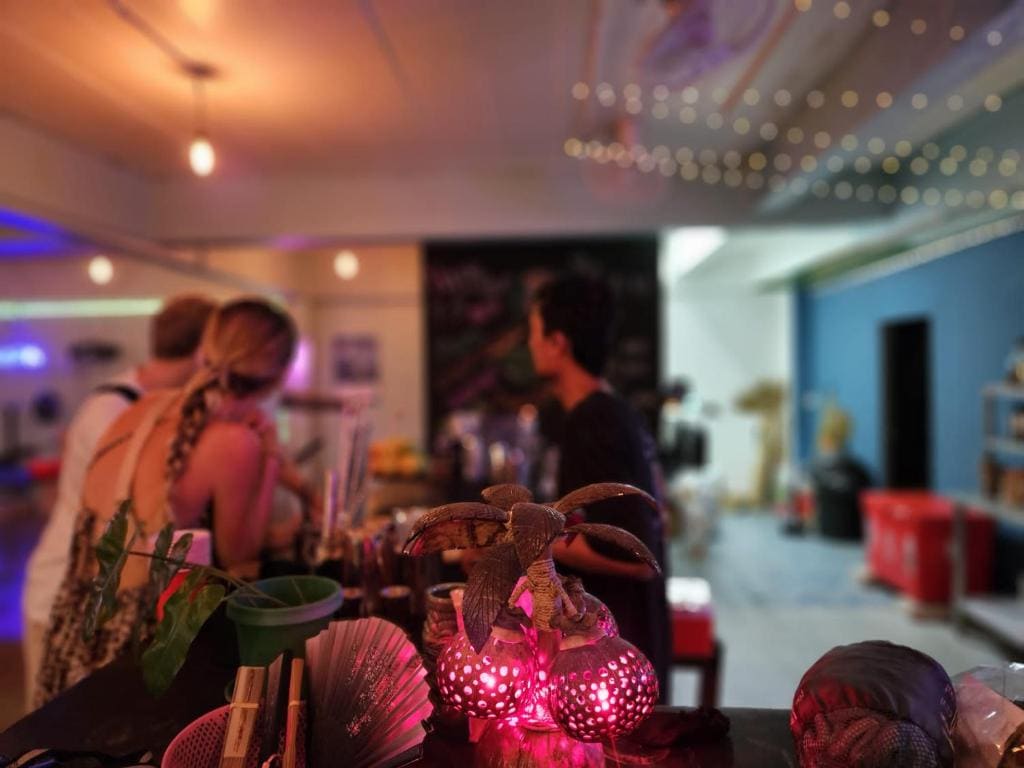 Tiki Tribe Bar & Hostel - Vista 5
