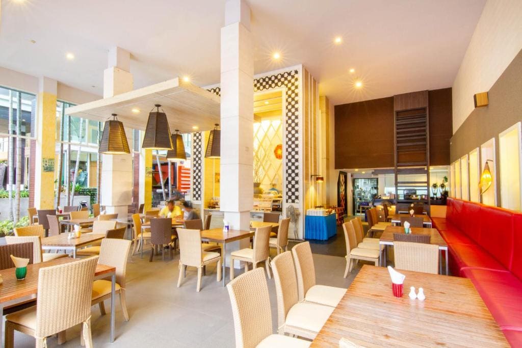FuramaXclusive Sandara Hua Hin at Cha-am Beach - View 3