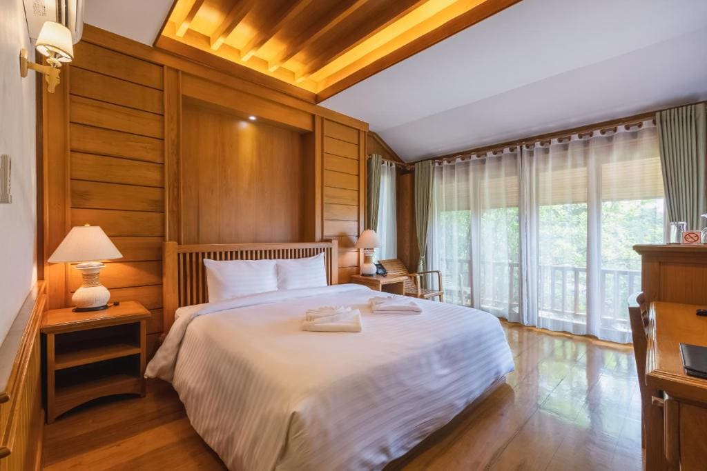 Vanasin Residence - View 2