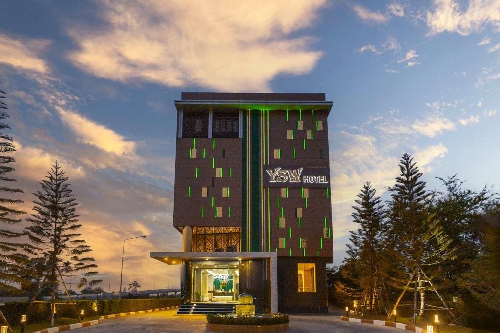 YSW Hotel Lopburi - Main view