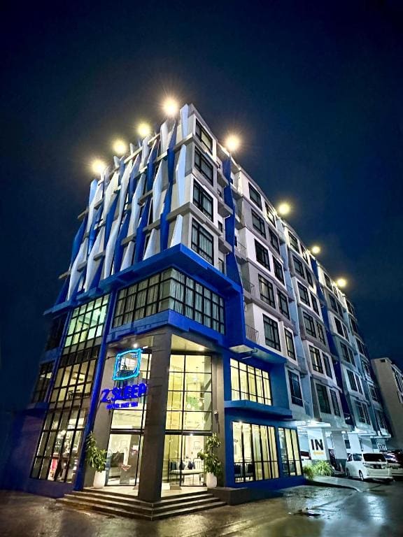 Z Sleep Hotel - View 4