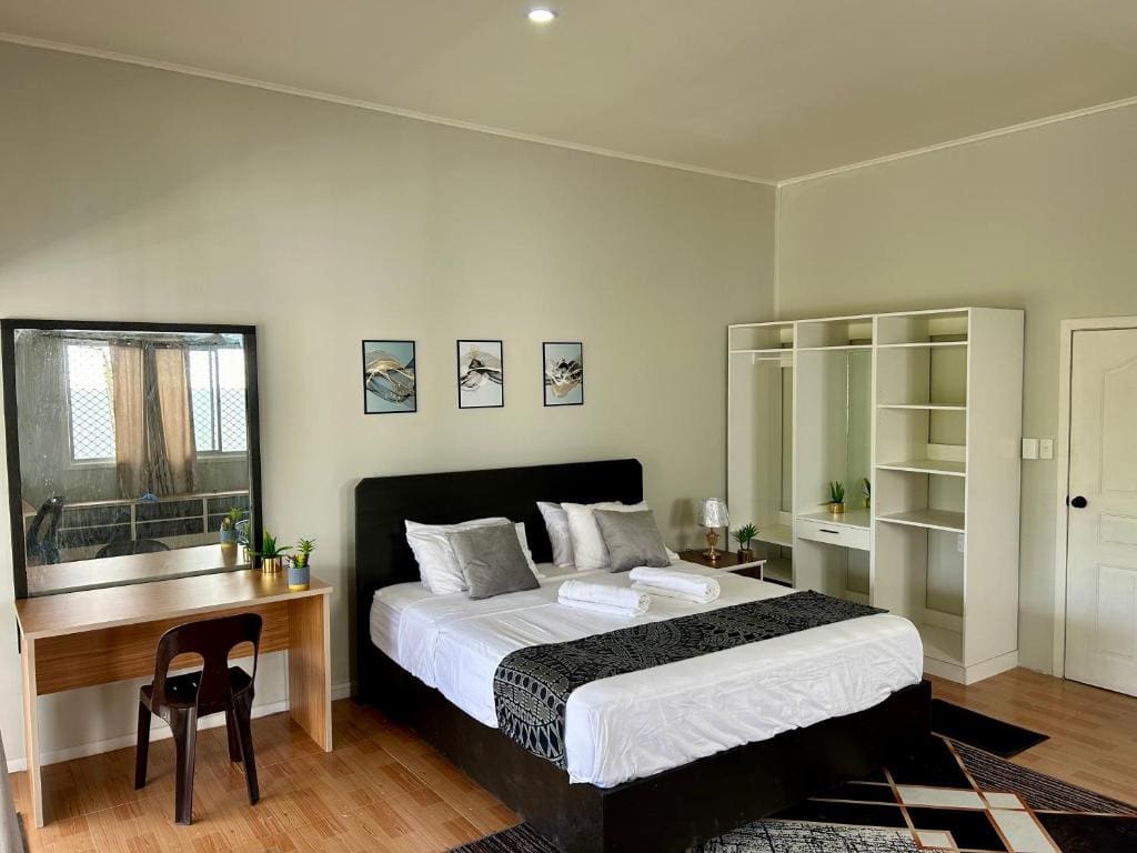 Feiloakimisi Retreat King Ensuite Private Veranda - View 2