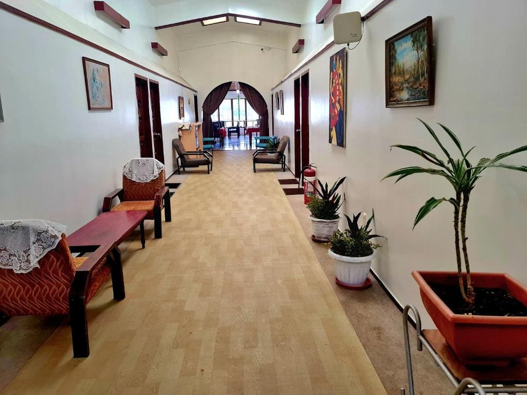 Hotel Nuku'alofa - View 6