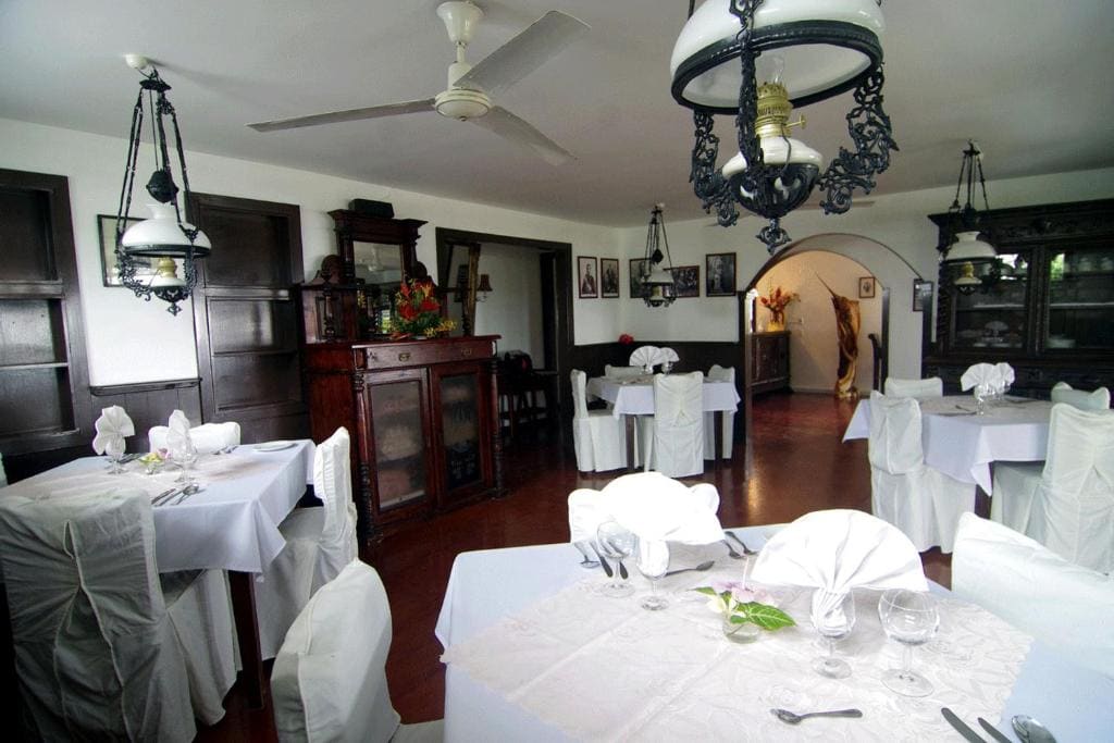Seaview Lodge and Restaurant - View 3