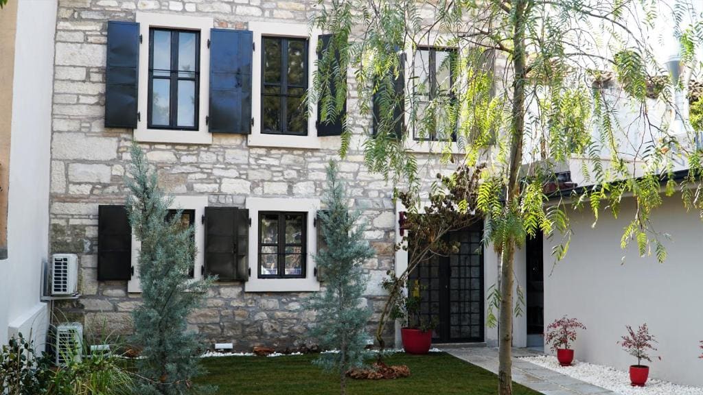 Urla Taş Konak Otel - Main view