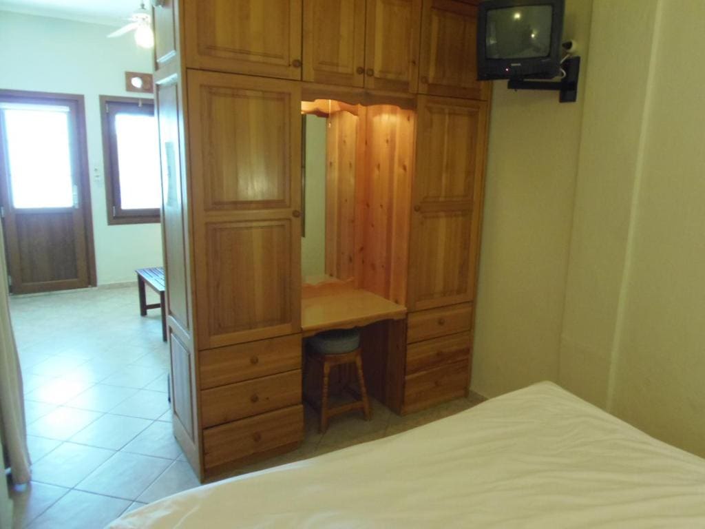 UzHan Beach Hotel - View 7