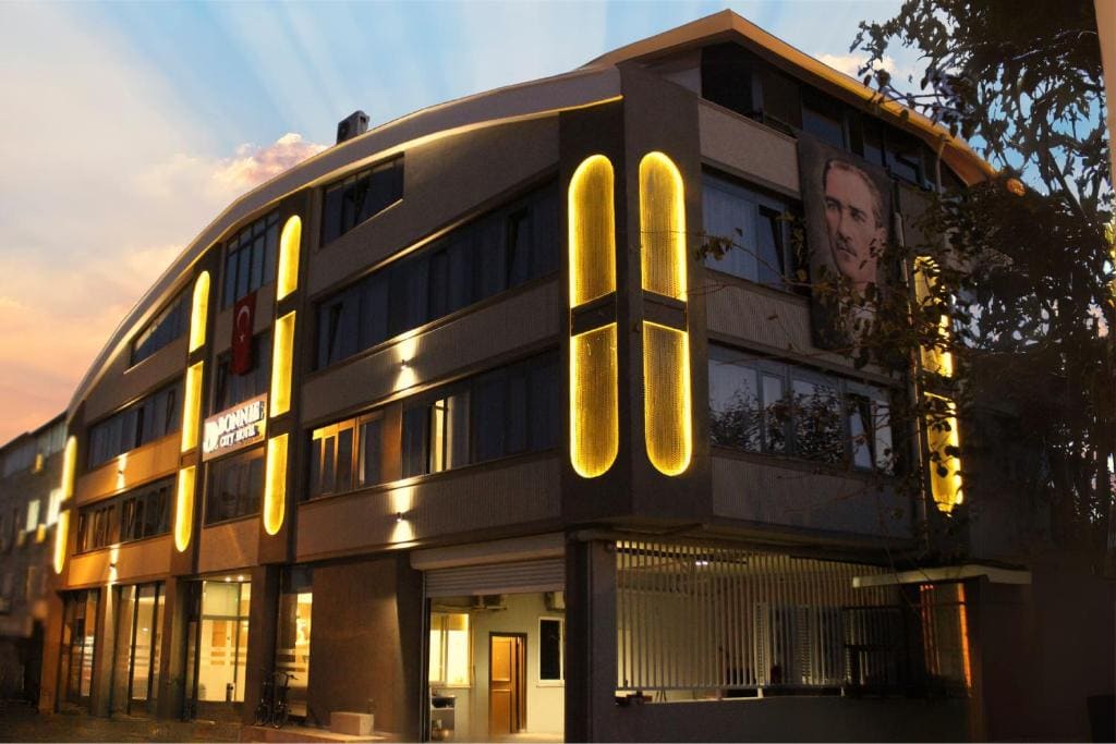 Bonnie City Hotel - Main view