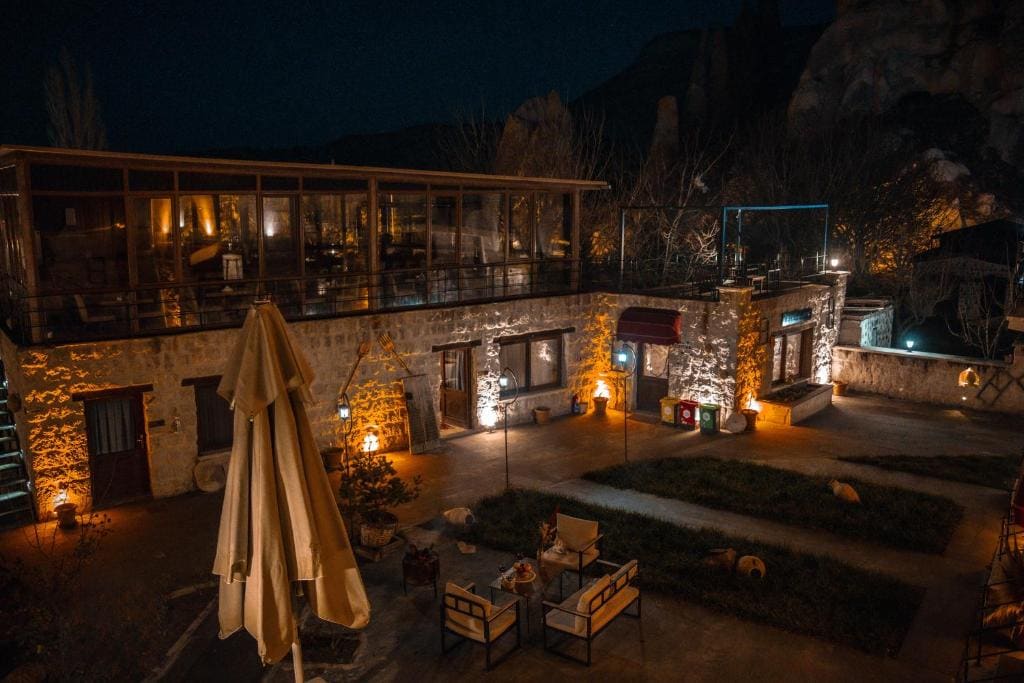 Çavuşin Cave House-Cappadocia - View 4