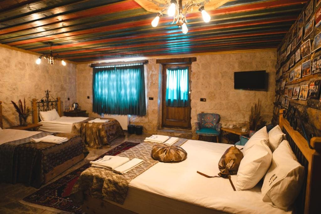 Çavuşin Cave House-Cappadocia - View 2