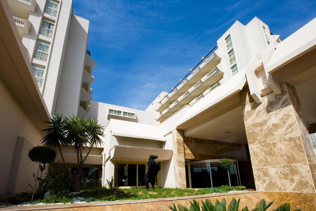 Fantasia Deluxe Hotel - Main view