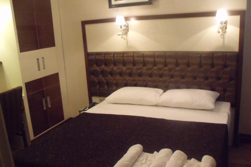 Gloria Tibi Hotel - View 4