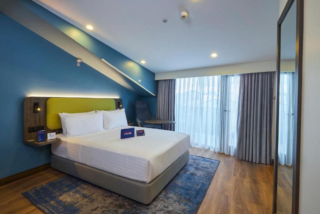 Holiday Inn Express Istanbul - Airport Arnavutkoy by IHG - View 2