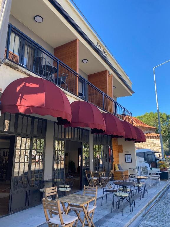 Kallinos Boutique Hotel - Main view