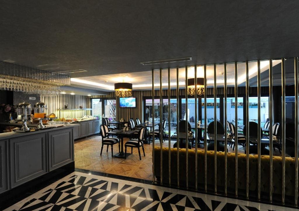 Le Petit Palace Hotel - Special Category - View 3