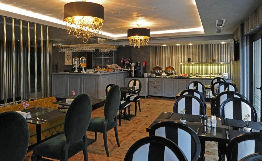 Le Petit Palace Hotel - Special Category - View 4