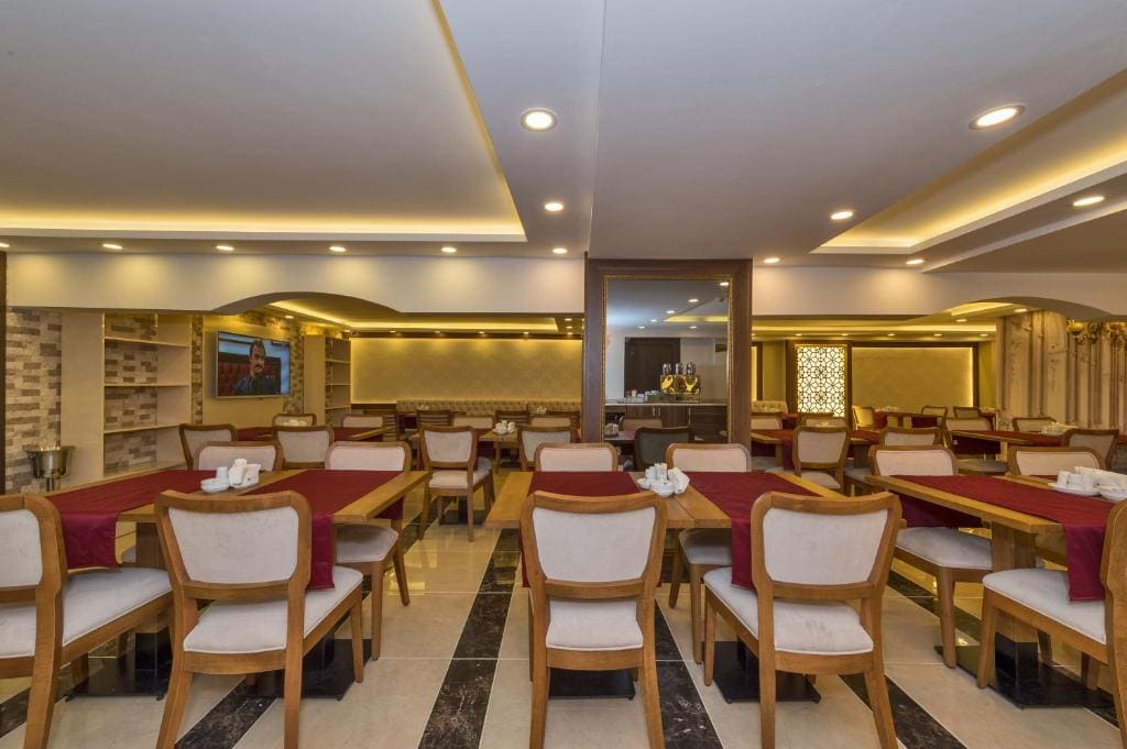 Marmara Place Old City Hotel - View 3
