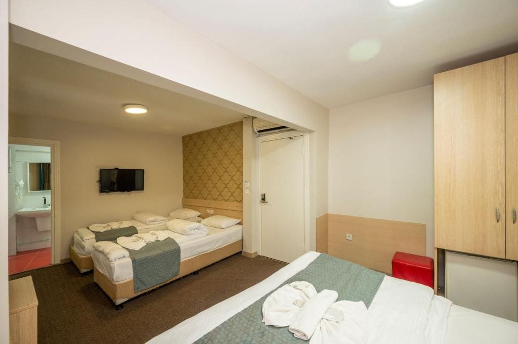 Hotel Melita - View 2