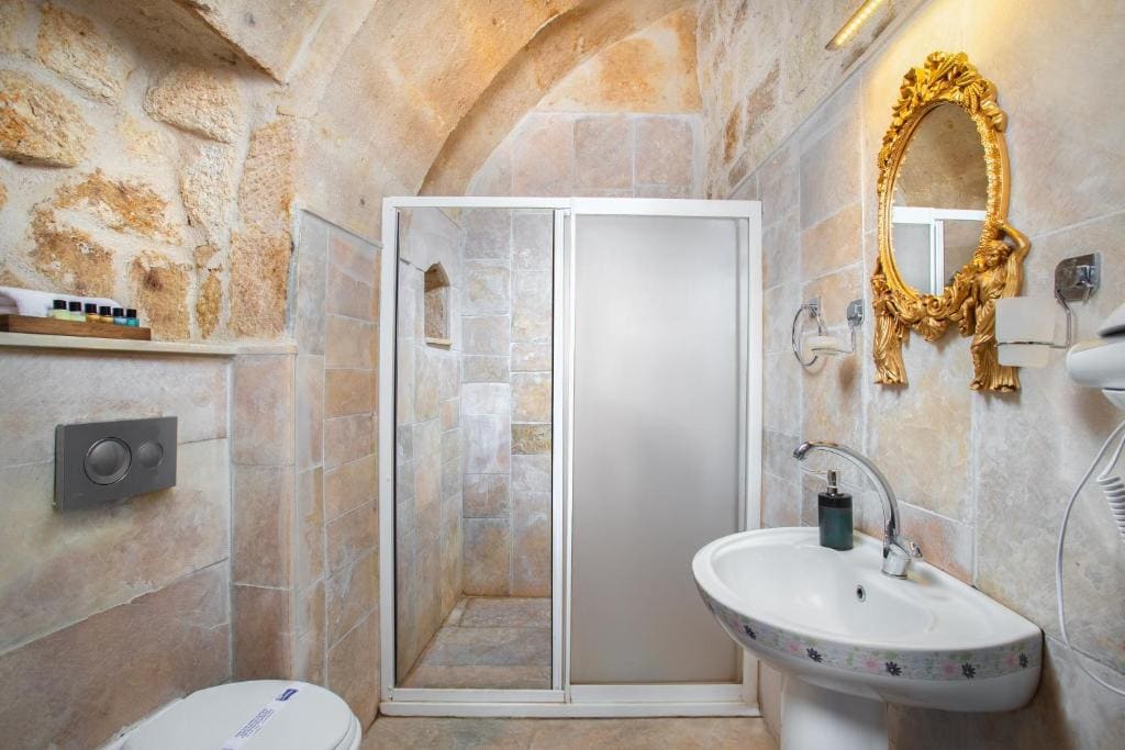 Romantic Cave Hotel - View 2