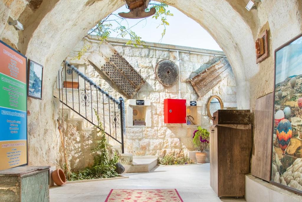 Romantic Cave Hotel - View 7