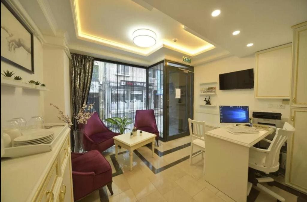 Lika Hotel - Standard Double or Twin Room in Istanbul - View 3