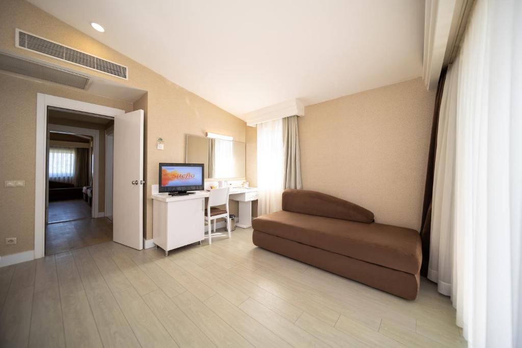 Sueno Hotels Beach Side - View 7
