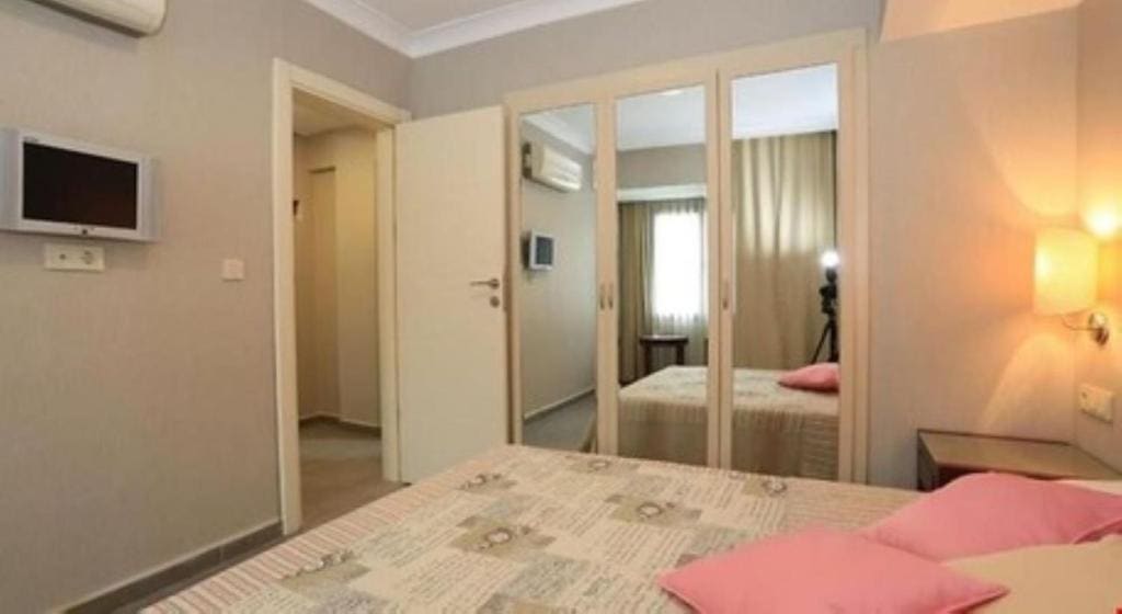 SUMMER OTEL - Main view