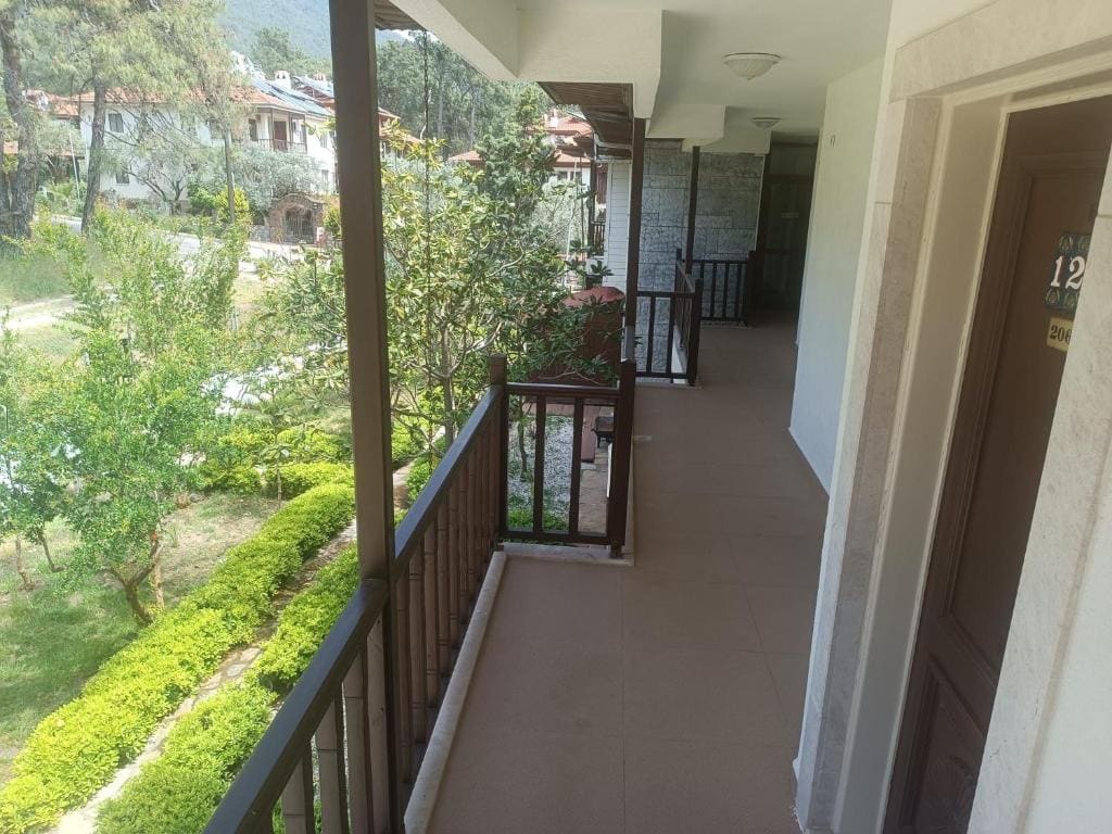 SUMMER OTEL - View 4